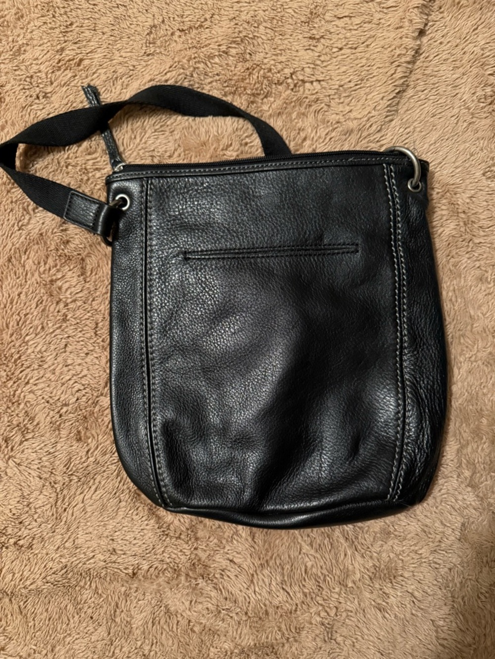 The Sak Black Pebbled Leather Messenger Crossbody - Picture 2 of 7